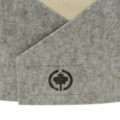 CanadianCat Company Kattenmand Owen Met Krabkarton Grijs 10 CanadianCat Company Kattenmand Owen Met Krabkarton Grijs -Katten En Honden Benodigdheden canadiancat company kattenmand owen met krabkarton 4