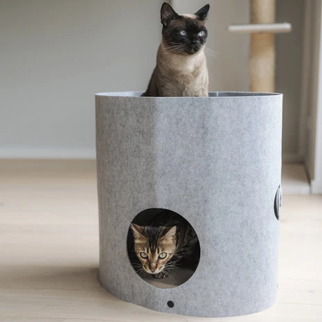 CanadianCat Company Kattenmand Owen Tower Met Krabkarton Grijs 1 CanadianCat Company Kattenmand Owen Tower Met Krabkarton Grijs