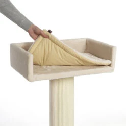 CanadianCat Company Maine Coon Krabpaal XXL Lounger Beige 7 CanadianCat Company Maine Coon Krabpaal XXL Lounger Beige -Katten En Honden Benodigdheden canadiancat company maine coon krabpaal xxl lounge 6